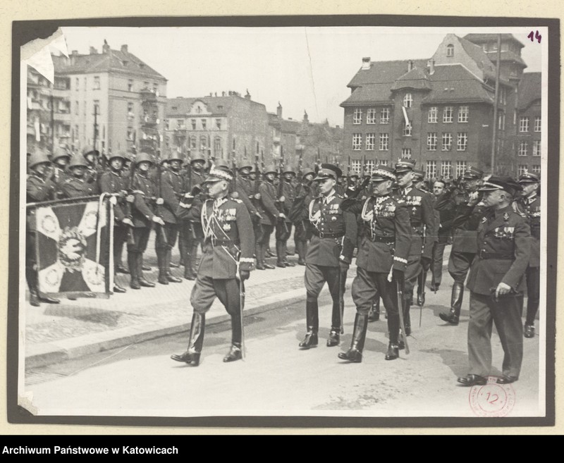 Obraz 17 z jednostki "[Album fotograficzny uroczystości 15 rocznicy III powstania śląskiego]"