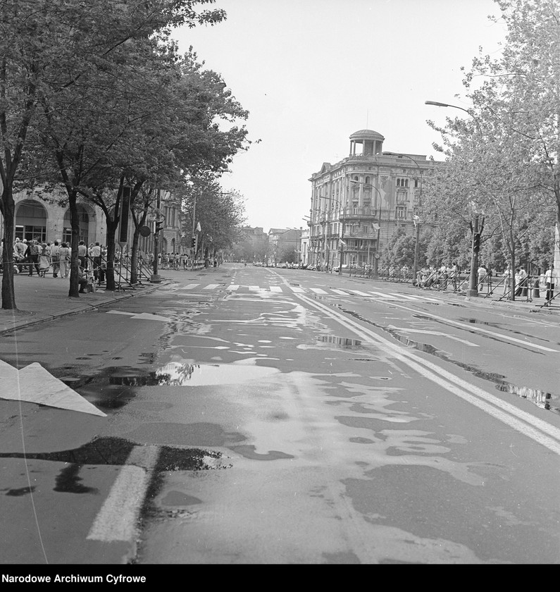 Obraz 4 z jednostki "Warszawa podczas I pielgrzymki papieża Jana Pawła II do Polski"