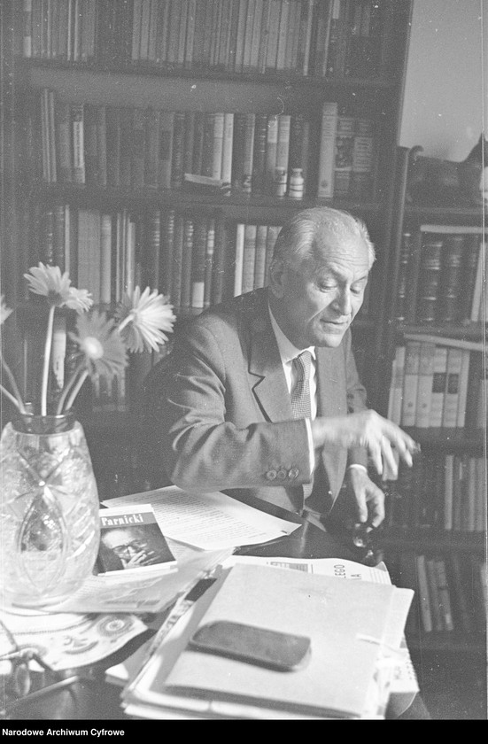 image.from.unit.number "Teodor Parnicki"