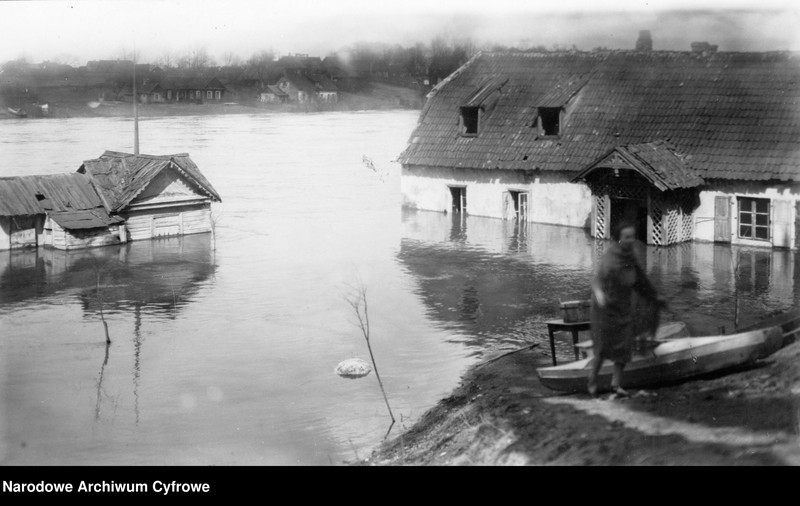 image.from.unit.number "Powódź w Wilnie"