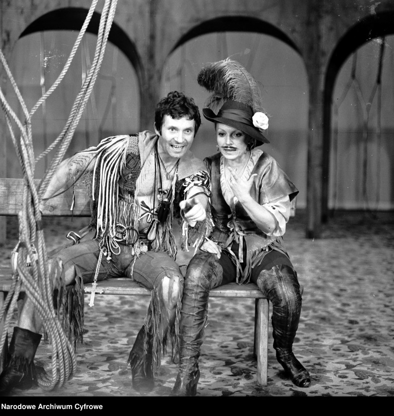 image.from.unit.number "Warszawa. Teatr Nowy - Sztuka "Zielony Gil""