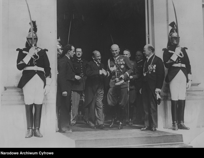 image.from.unit.number "Wizyta Generalnego Inspektora Sił Zbrojnych RP generała Edwarda Rydza-Śmigłego we Francji - pobyt w Paryżu"