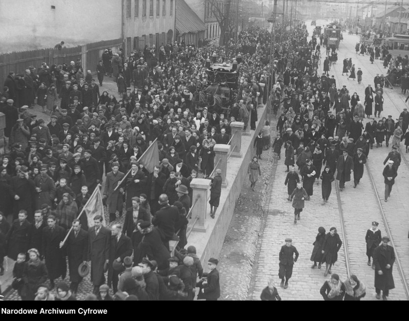 Obraz 9 z jednostki "Pogrzeb przywódcy narodu cygańskiego Matejasza Kwieka"