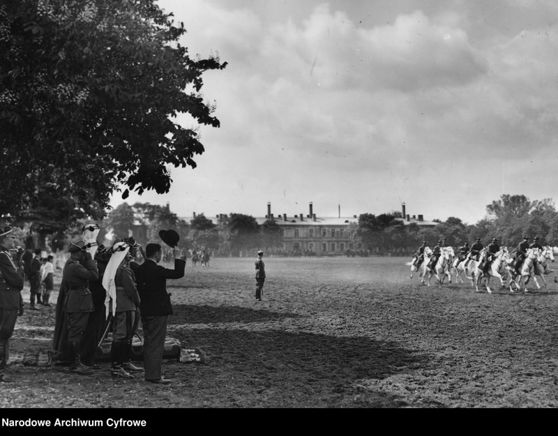 Obraz 13 z jednostki "Wizyta następcy tronu Królestwa Al-Hidżaz Faisala ibn Abd al-Aziza as-Sauda w Polsce"