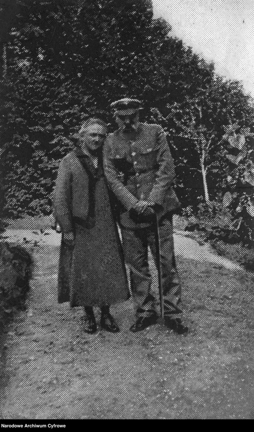 image.from.unit.number "Marszałek Józef Piłsudski w Pikieliszkach"