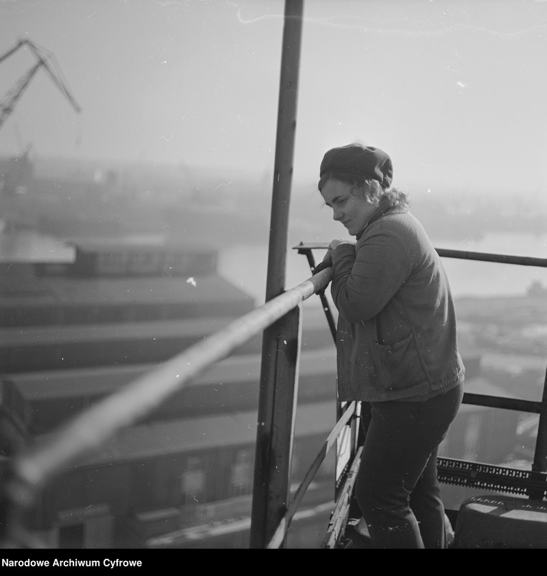 image.from.unit.number "Stocznia Szczecińska im. Adolfa Warskiego"