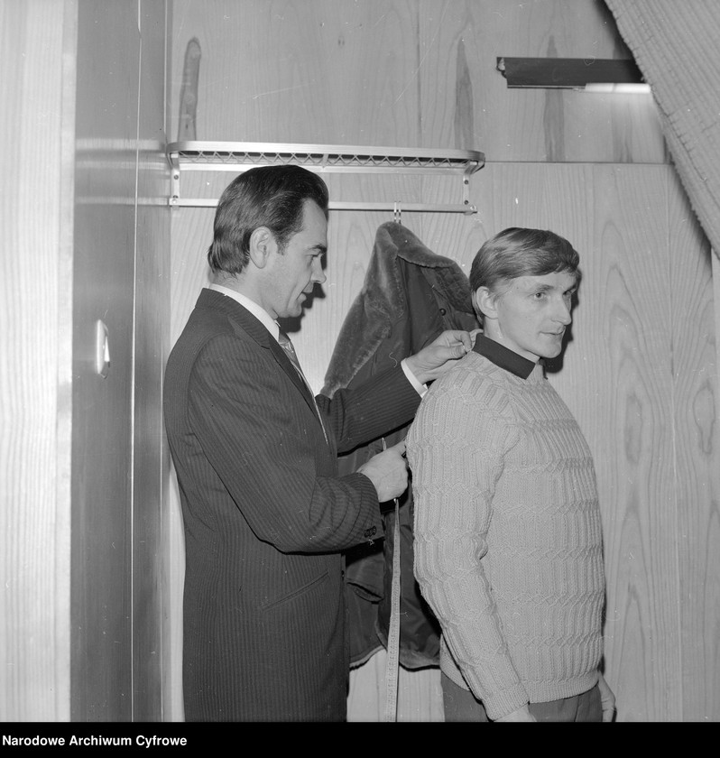 image.from.unit.number "Przedsiębiorstwo Krawiecko-Kuśnierskie Stołecznego Przemysłu Terenowego "Ambasador""