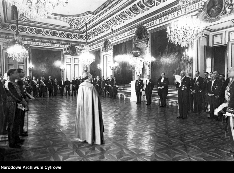 image.from.unit.number "Składanie życzeń noworocznych prezydentowi RP Ignacemu Mościckiemu na Zamku Królewskim w Warszawie"