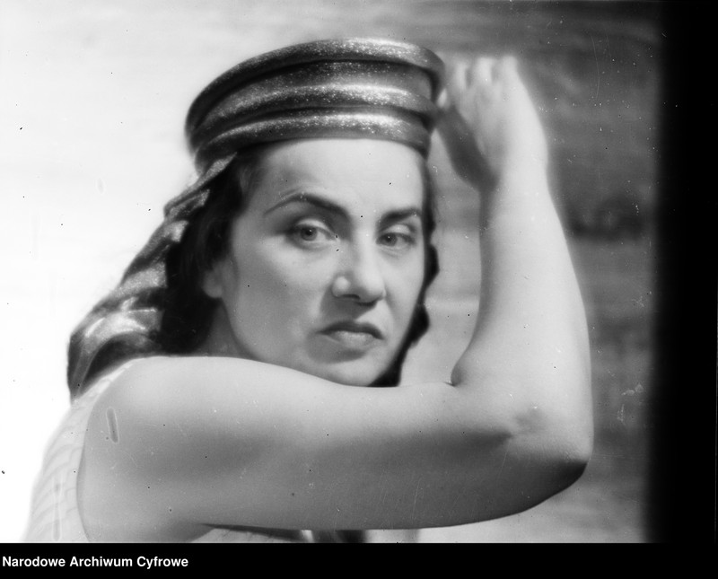 image.from.unit.number "Warszawa. Teatr Narodowy - sztuka "Fedra""