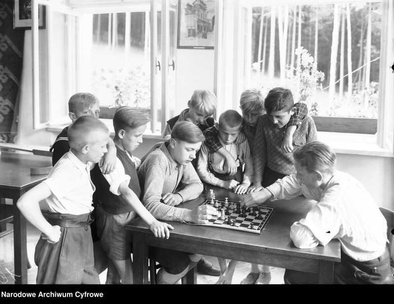 image.from.unit.number "Kolonie letnie w Domu dla Dzieci Powiatu Krakowskiego przy ul. Podlesie 157 w Radziszowie"