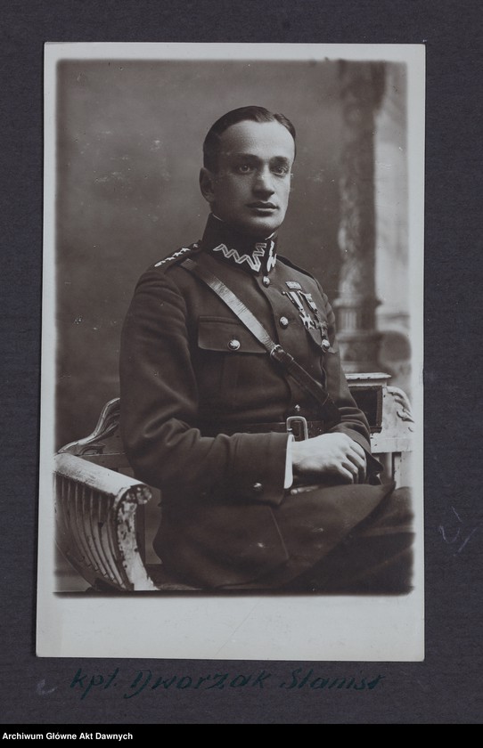 image.from.unit.number "Zbiór fotografii. Album korpusu oficerskiego 6 pułku piechoty Legionów."