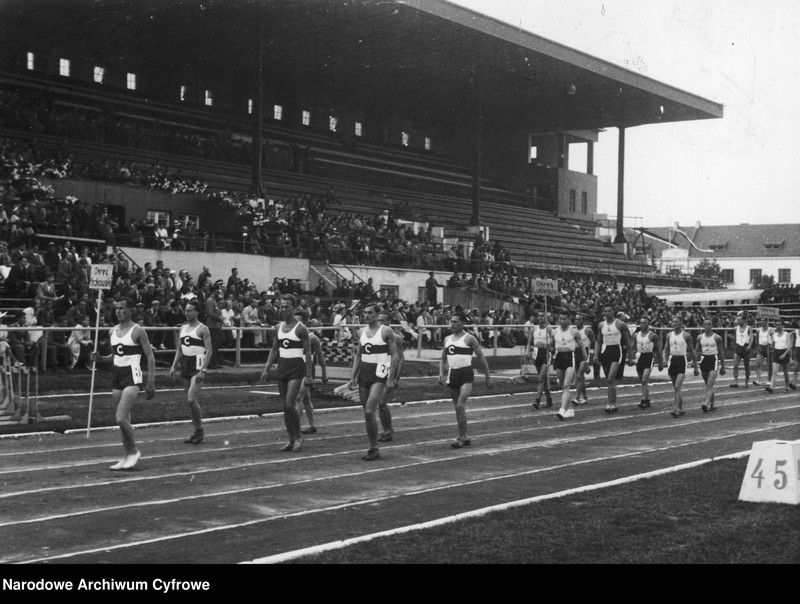 image.from.unit.number "Lekkoatletyczne mistrzostwa Polski na Stadionie Wojska Polskiego im. Marszałka Józefa Piłsudskiego w Warszawie"