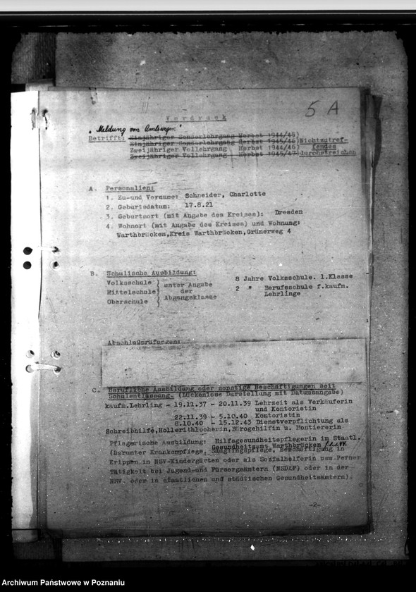 Obraz 9 z jednostki "III. Vollehrgang zur Ausbildung von Volkspflegerinnen - Beginn 17.10.1944"