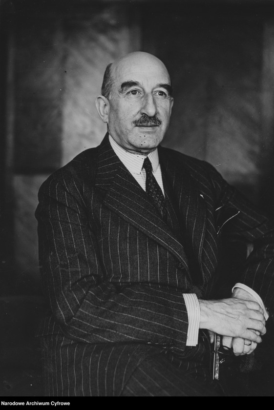 image.from.unit.number "Podroso y Madan Luis del"