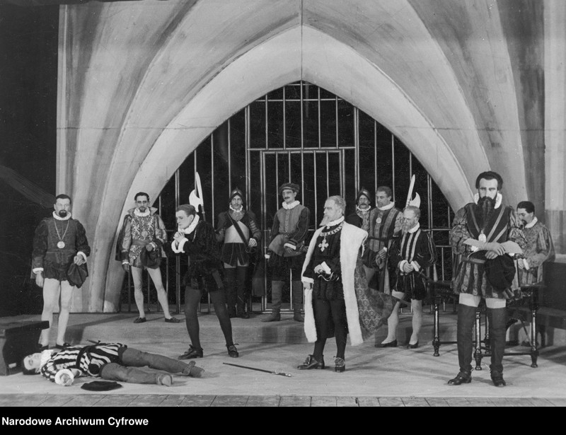 image.from.unit.number "Przedstawienie "Don Carlos" F. Schillera w Państwowym Teatrze Narodowym w Toruniu"