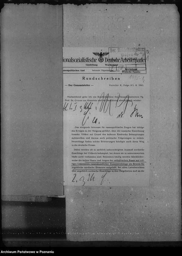 Obraz 5 z jednostki "Rassische Musterung von Angehörigen der Abteilungen III und IV."