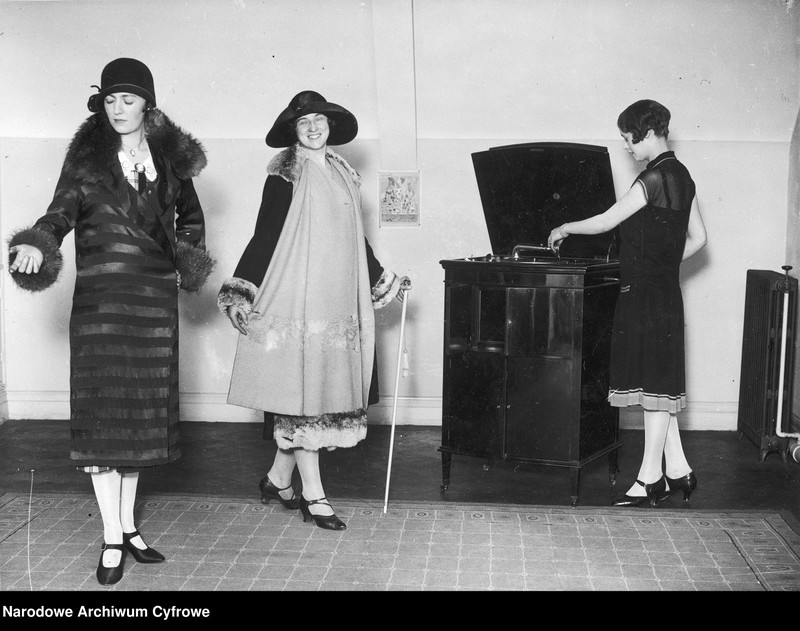 Obraz 4 z kolekcji "MODA ANGIELSKA111"