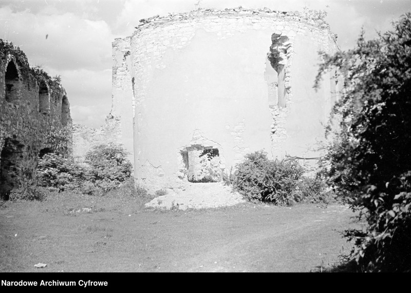 image.from.unit.number "Janowiec"