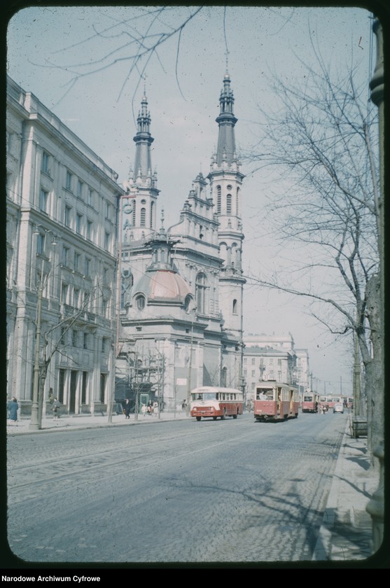 image.from.unit.number "Widoki Warszawy na trasie: Hoża - Plac Konstytucji - Aleja Wyzwolenia - plac Zbawiciela - Marszałkowska - Aleje Jerozolimskie"