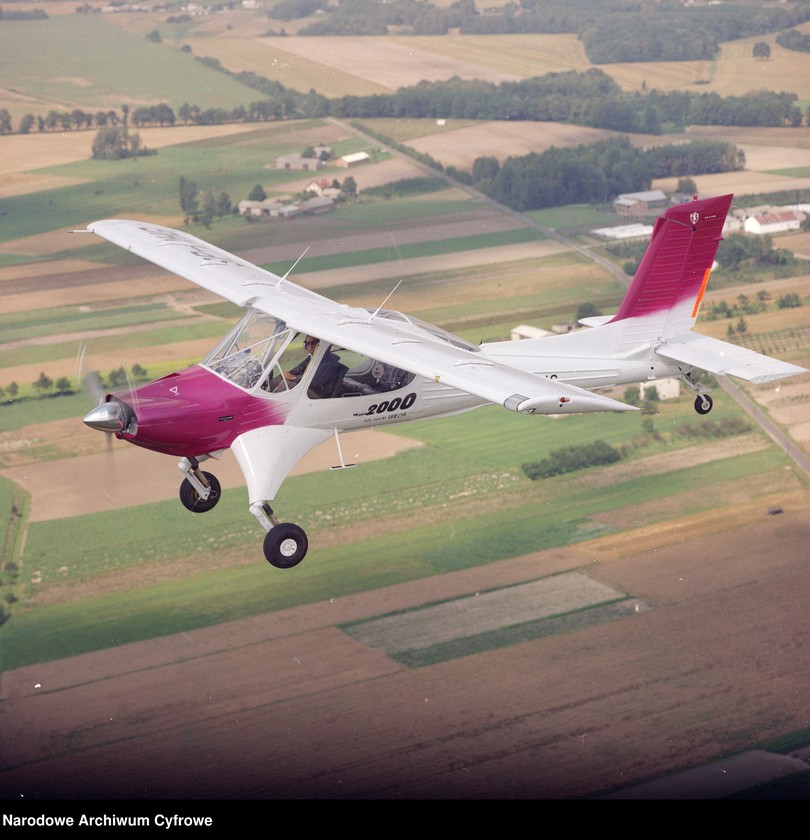 image.from.unit.number "Samolot PZL-104M Wilga 2000 (SP-PHG) - oblot prototypu"