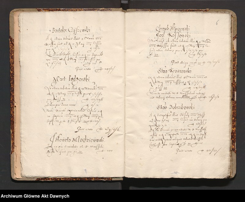 image.from.unit.number "Poczeth Urzednikow Dworzan y innych slug dworu KJM zmarlego którym wedlug decisiey Marschalka ad rationem sluzby zaplata bycz ma dnia 10 Junii Roku 1574 w Krakowie."