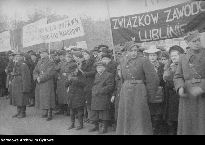 image.from.unit.number "Manifestacja z udziałem żołnierzy w Lublinie"