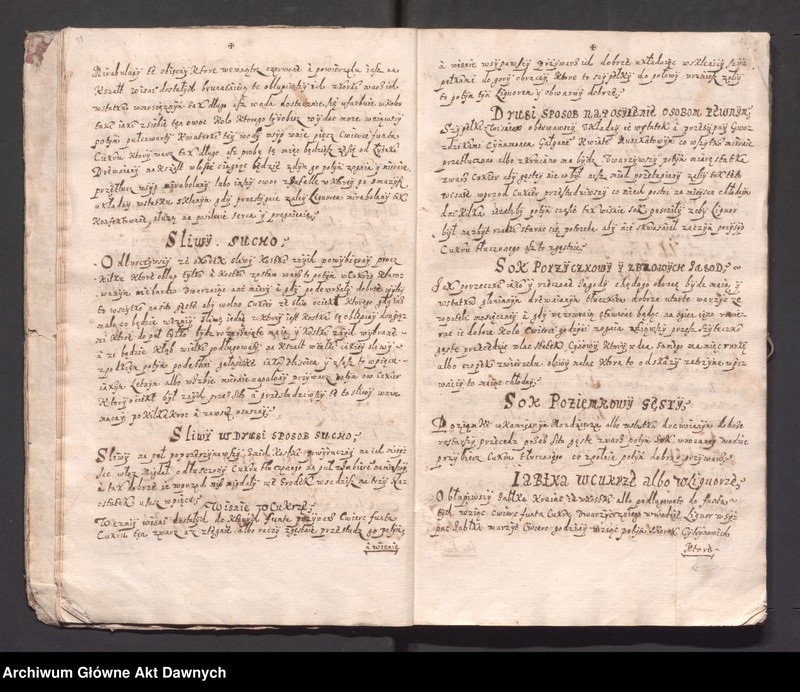 image.from.unit.number "„Moda bardzo dobra smażenia różnych konfektów i innych słodkości, a także przyrządzania wszelakich potraw, pieczenia chleba i inne sekreta gospodarskie i kuchenne” (brak karty tytułowej, wycięta w celu zatarcia proweniencji)."