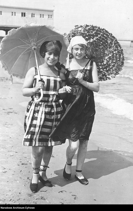 image.from.collection.number "Moda z początku XX wieku111"