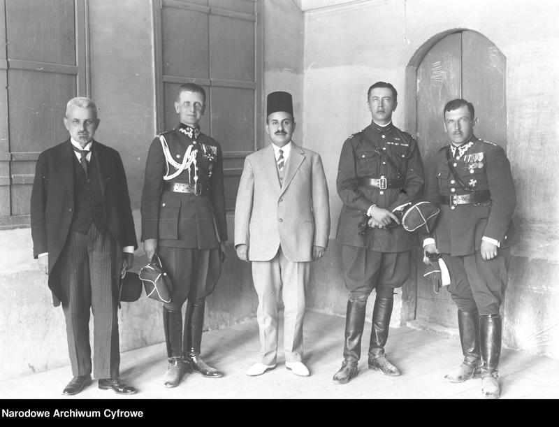 image.from.unit.number "Sprowadzenie prochów generała Józefa Bema z miejscowości Aleppo w Syrii do Polski"