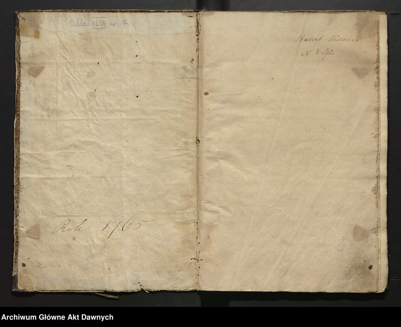 image.from.unit.number ""Taryffa Starostw y Krolewszczyzn w Woiewodztwie Bracławskim (...)." Lustracja strostwa winnieckiego (k. 1b - 18v), lustracja dóbr Wielkich i Małych Chruszliniec (k. 19 - 21v), lustracja strostwa lityńskiego (k. 22 - 27v), lustracja dóbr Pułtowice, Ilkowiec I Szerokiej Grobli als Czortki (k. 28 - 32v), lustracja dóbr Skurzyniec i Parpurowiec (k. 33 - 34v), lustracja strostwa aysyńskiego (k. 35 - 40v), lustracja strostwa bracławskiego (k. 41 - 48v), lustracja dóbr nowo osadzonych Jastrzębińce als Kutkowska (k. 49 - 50), sumariusz kwarty w dobrach królewskich w województwie bracławskim (k. 50 - 50v). "Starostwa w Województwie Bracł. y Powiecie Zwinogrodzkim leżące które Wojewodztwo Kijowskie przzez alternate Lustrowało" (k. 51)."