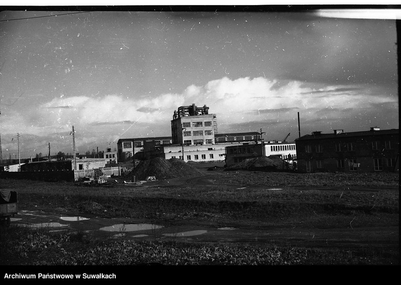 image.from.unit.number "Budynki Zakładu Płyt Wiórowych w Suwałkach"