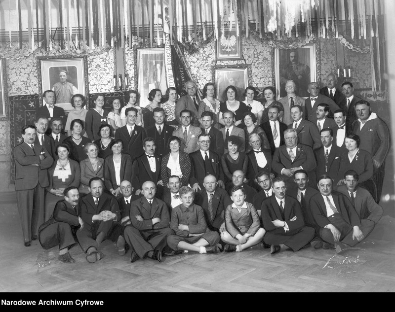 image.from.unit.number "Wycieczka Polaków ze Stanów Zjednoczonych Ameryki we Lwowie"