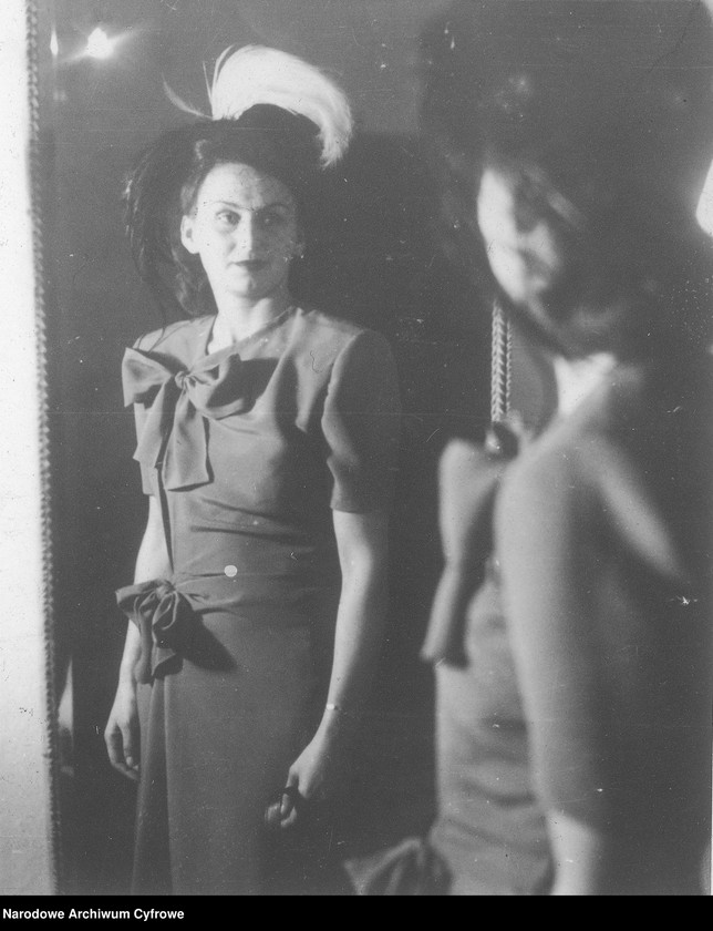 image.from.collection.number "Moda damska lata 1940111"