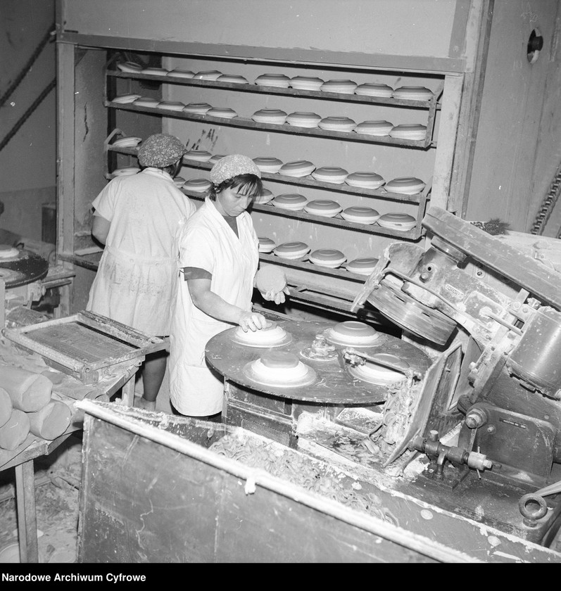 image.from.unit.number "Zakłady Porcelitu Stołowego w Pruszkowie"