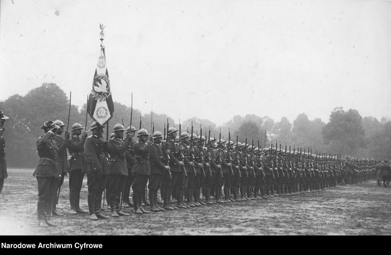 image.from.unit.number "Przysięga w Szkole Podchorążych Rezerwy Piechoty w Łobzowie"