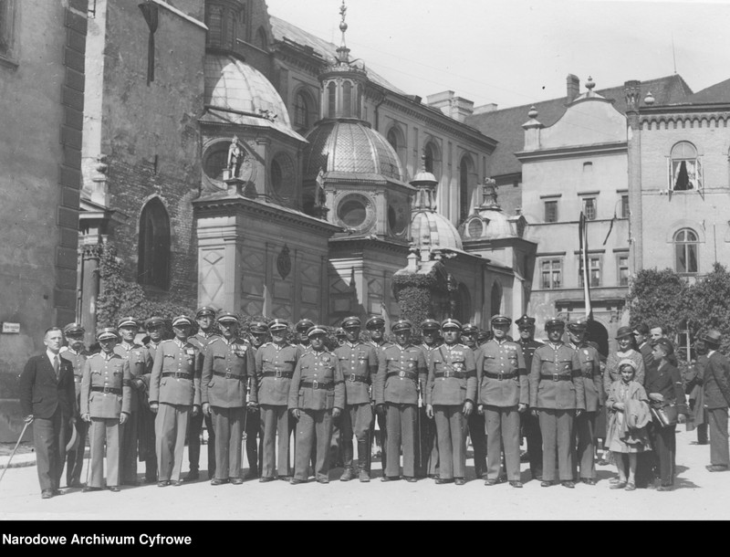 image.from.unit.number "Zjazd Związku byłych uczestników Wojskowej Straży Kolejowej"