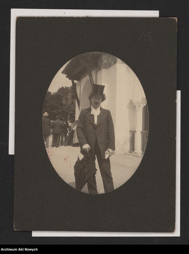 image.from.unit.number "I. J. Paderewski w latach 1895-1915. Fotografie"