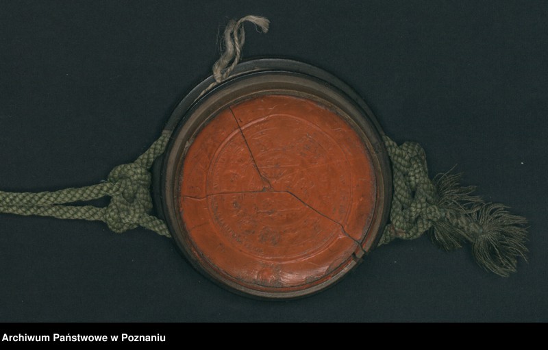 image.from.unit.number "August II (Saski), król polski … potwierdza cechowi stolarzy, tokarzy, szyfterów, organmistrzów i szklarzy w Poznaniu artykuły statutowe transumując treść"