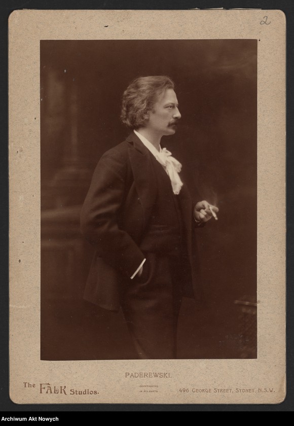 image.from.unit.number "I. J. Paderewski w latach 1895-1915. Fotografie"