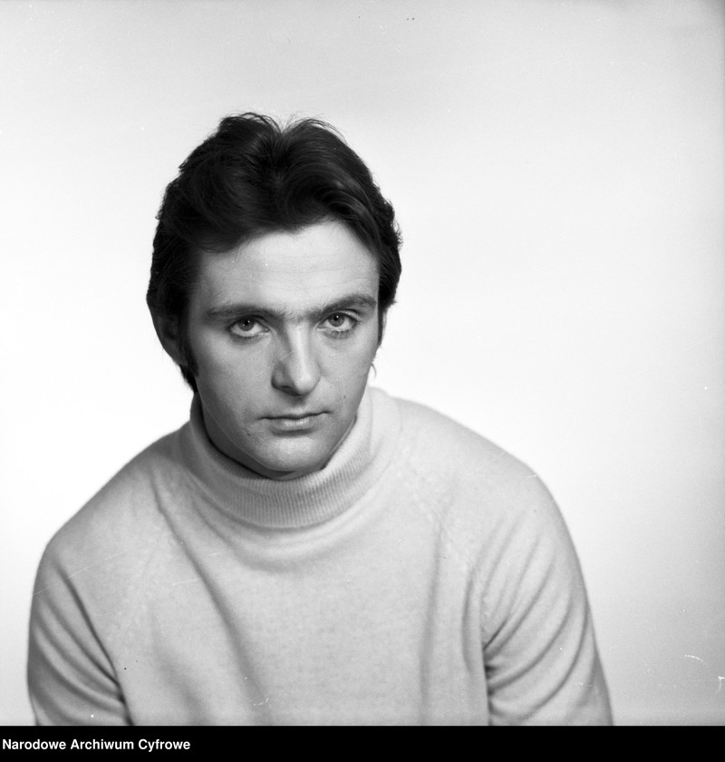 image.from.unit.number "Janusz Smoliński, tancerz"