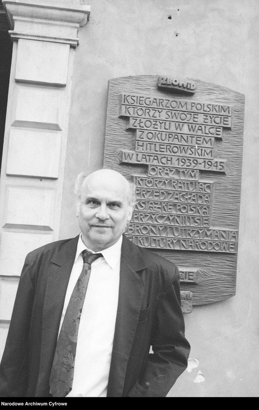 Obraz 10 z jednostki "Promocja książki Joanny Siedleckiej pt. "Mahatma Witkac" w Klubie Księgarza przy Rynku Starego Miasta 22/24 w Warszawie"