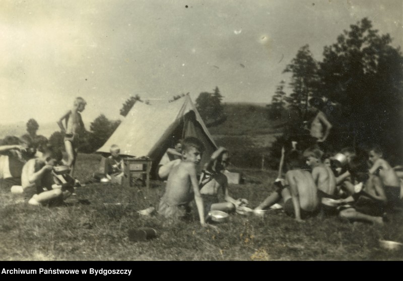 image.from.unit.number "7 Żeglarska Drużyna Harcerska w Bydgoszczy - album fotograficzny"
