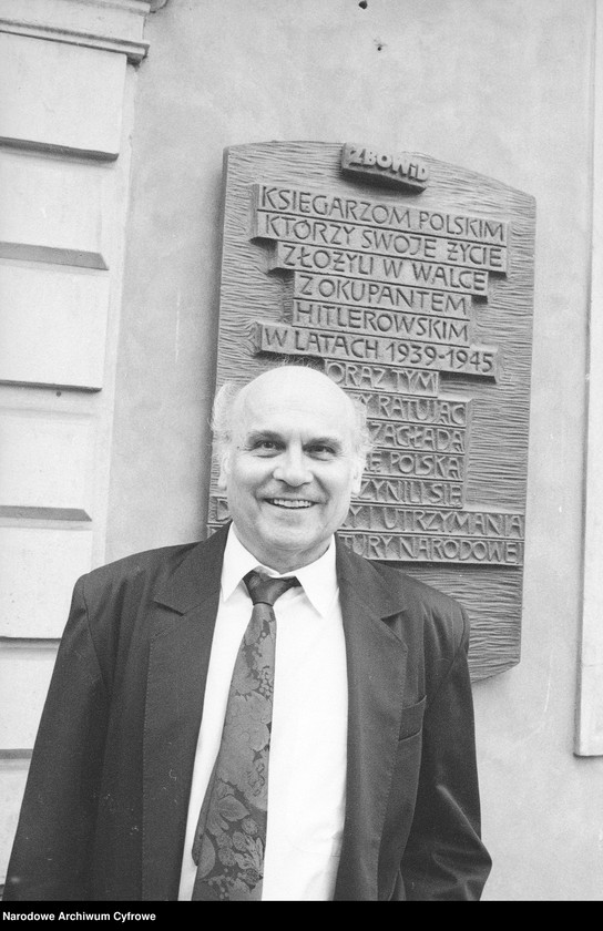 Obraz 7 z jednostki "Promocja książki Joanny Siedleckiej pt. "Mahatma Witkac" w Klubie Księgarza przy Rynku Starego Miasta 22/24 w Warszawie"