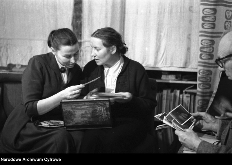 image.from.unit.number "Laboratorium Zakładu Syntezy Organicznej Polskiej Akademii Nauk [ZSO PAN]. Portrety sytuacyjne i grupowe"