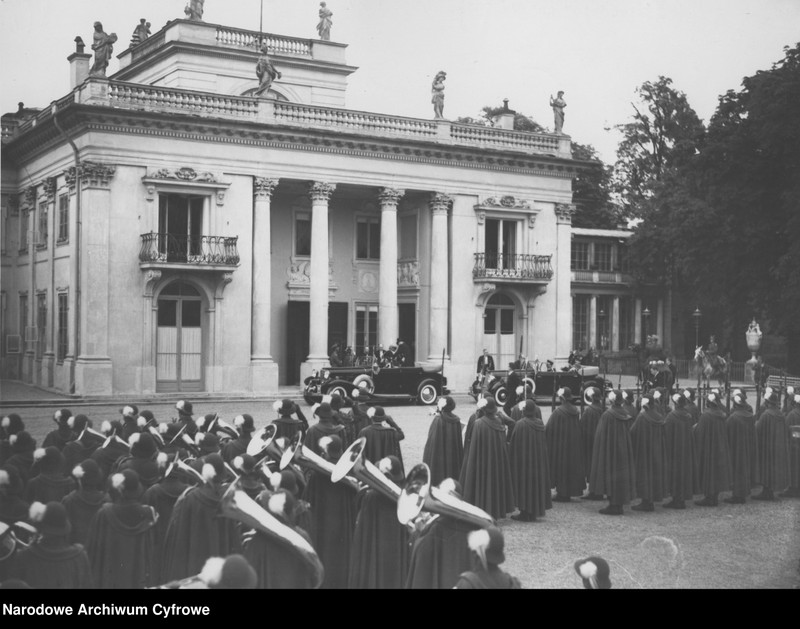 image.from.unit.number "Wizyta oficjalna króla Rumunii Karola II i rumuńskiego następcy tronu księcia Michała w Polsce"