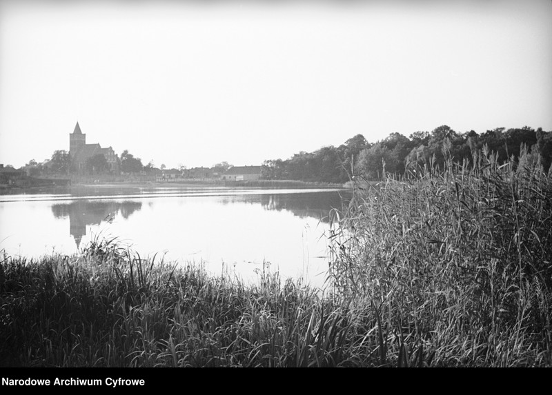 image.from.unit.number "Służewo w województwie pomorskim"