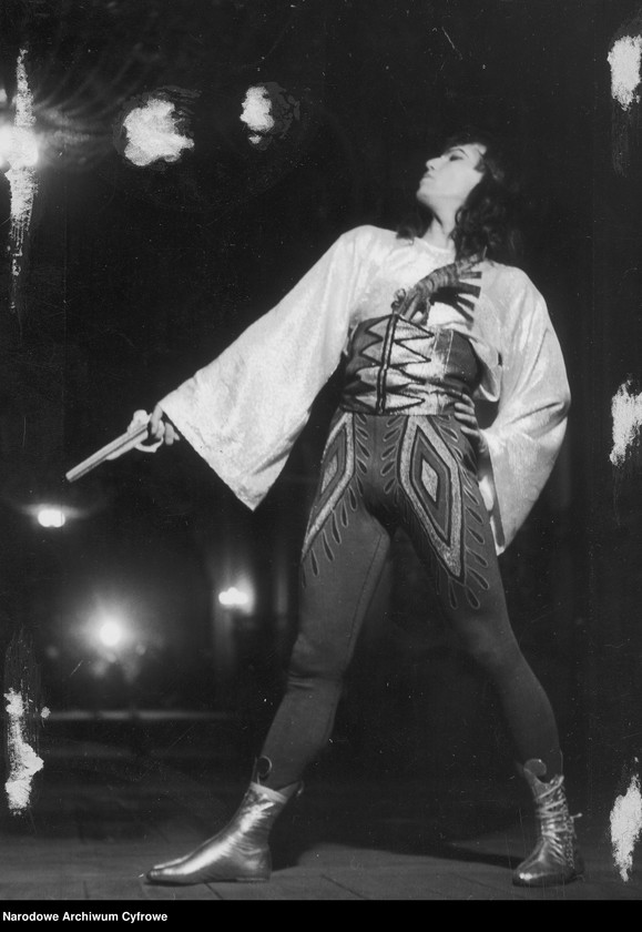 image.from.unit.number "Balet "Harnasie" Karola Szymanowskiego na deskach Opery Paryskiej "