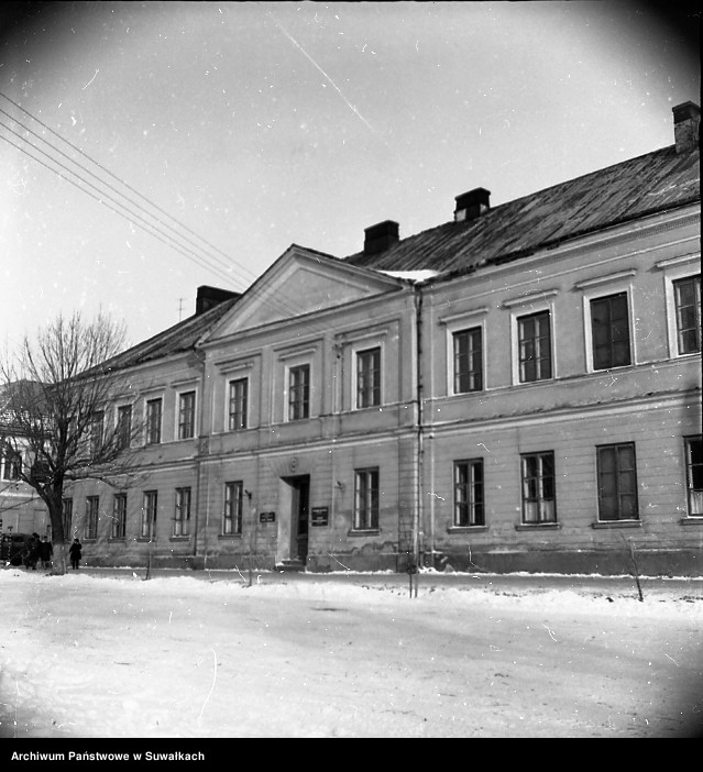 image.from.unit.number "Kamienica przy ulicy Tadeusza Kościuszki w Suwałkach [Urząd Finansowy]"