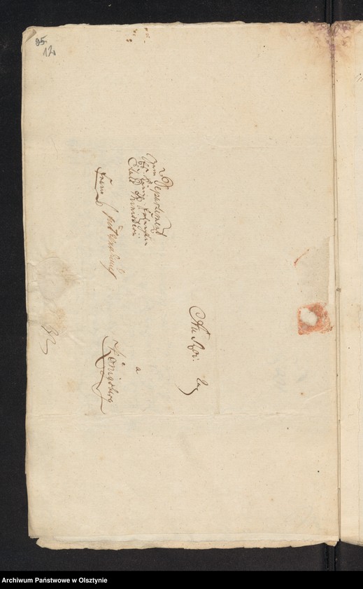 image.from.unit.number "In S. [Sachen] des Lieutenants Wilhelm Samuel Sigismund Boguslav von Lietzen. Den Verkauf seines adeliche Guts Lippau [Lipowo] H. [Haupt] Amts Neidenburg [Nidzica], am den Lieutnant George Gottlieb Wilhelmn von Unruh"
