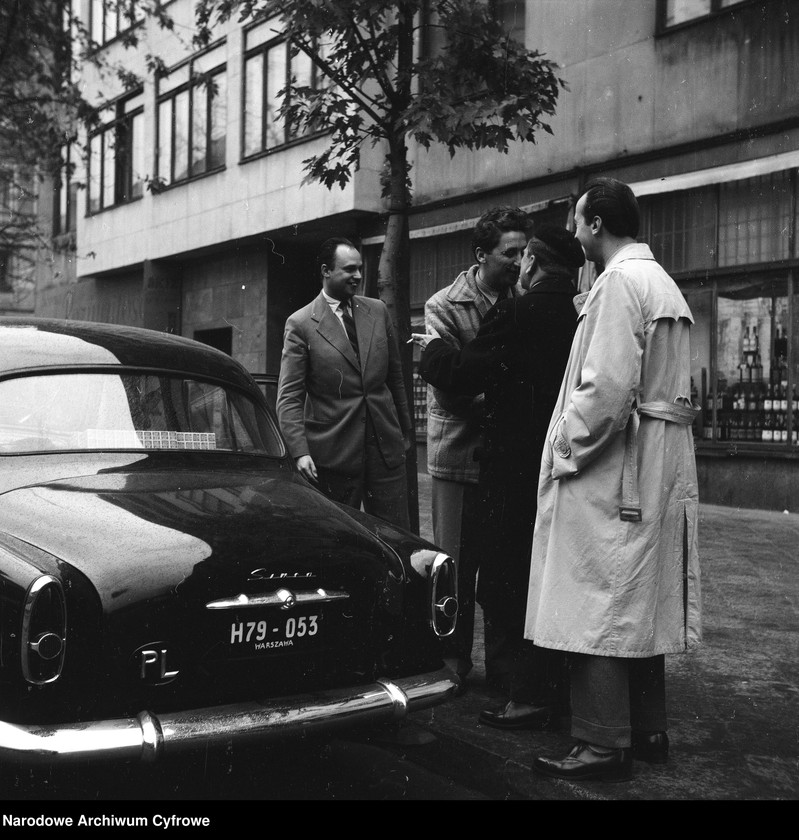 Obraz 11 z jednostki "Samochód Simca Aronde"